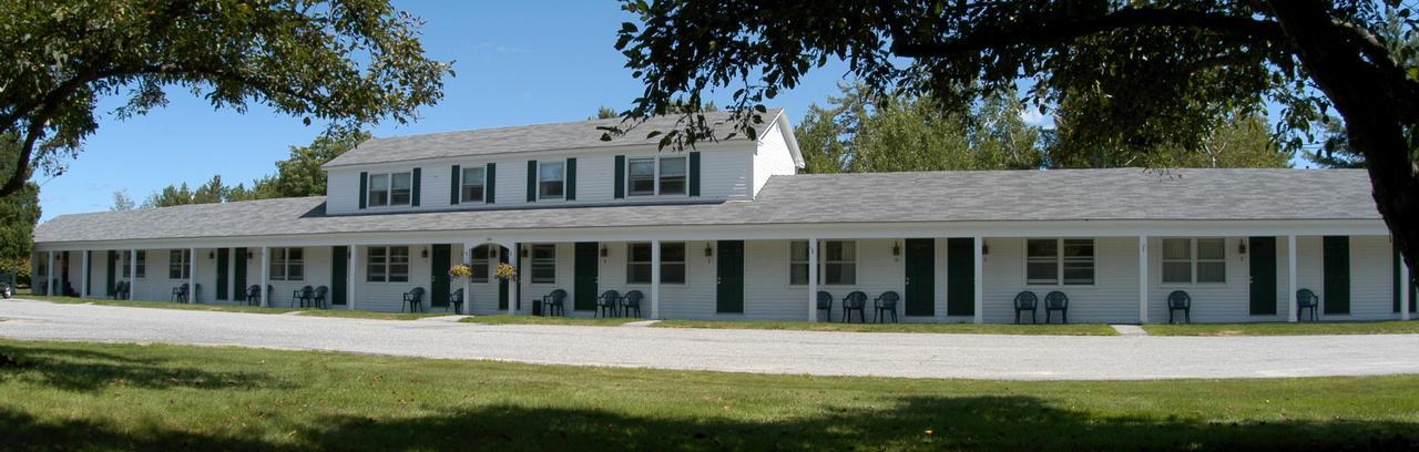 Fairway Motel New London Exterior photo